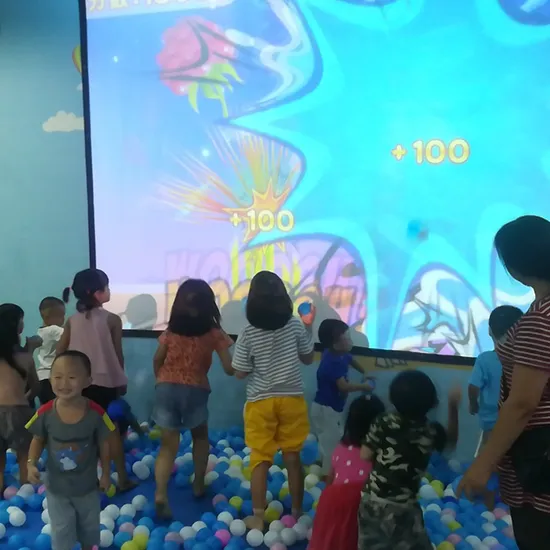 Hot Selling 100 Mutil Touch Interactive Whiteboard Interactive Wall Floor Games for Playground, Party, Kindergarten 22 Effect Wall Games