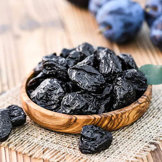 Wholesale Price Preserved Fruits Dried Prunes/Plums OEM Factory