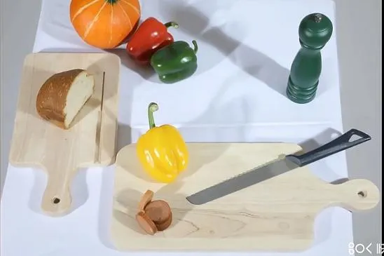 Wholesale 13 1/4" X 8" Wooden Bread / Charcuterie Cutting Board with 4 3/4" Handle