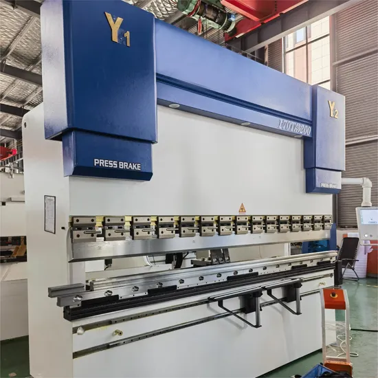 CNC Sheet Metal 4-8 Axis 160t/3200 Press Brake Bending Machine with Da53t