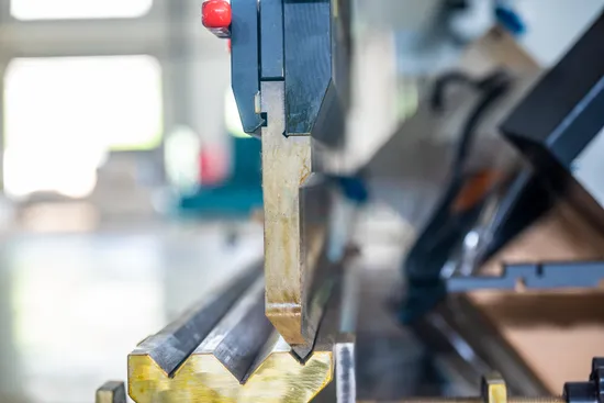 Lshow Monthly Deals CNC Press Brake Bending Machine for Metal