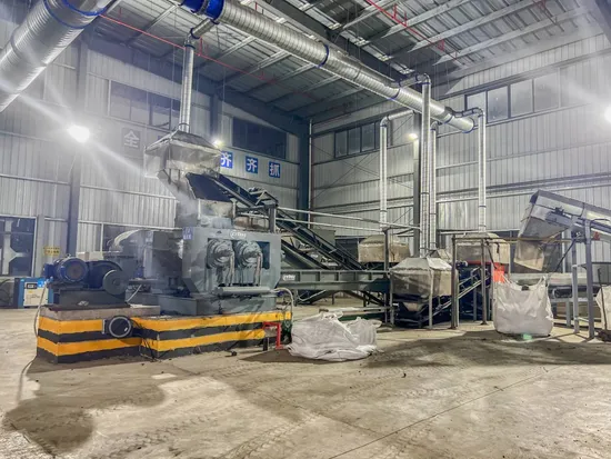 Credible Double Shaft Shredder for Wasted Tires/Plastics Recycling