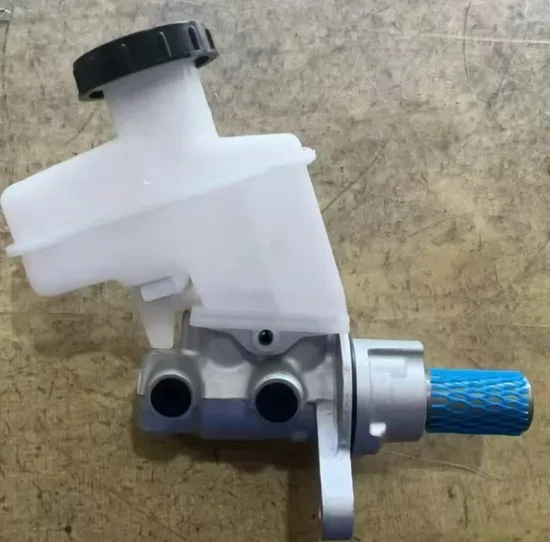 Factory Supply Brake Master Cylinder 51100-65jb0 for Nassian