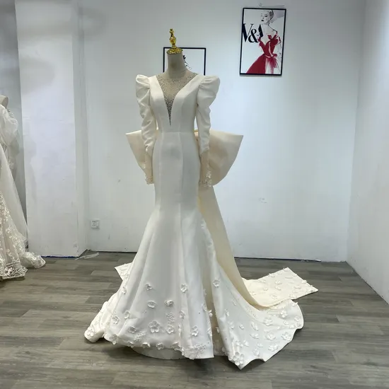 2023 Custom Wholesale Elegant Women Long Sleeve Satin with 3D Flower Bridal Dresses and Vestidoes