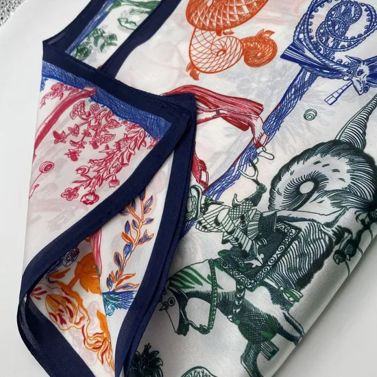 Smooth Refined Customizable 130*130 Square Silk Scarf for Business Meetings