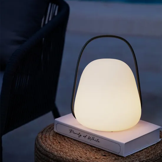Light Luxury Outdoor or Indoor Mobile Charging Ambient Light