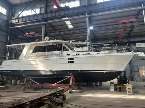 Modern Interior Design Contemporary Style Luxury 47FT Fiberglass Yacht Luxury Boat