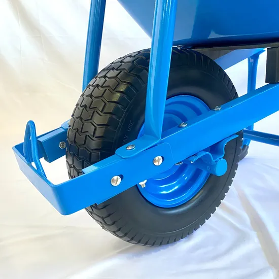 Australia USA Wb8601 120L Wheel Barrow Construction Tool Carts Wheelbarrow with Zinc-Plated Tray