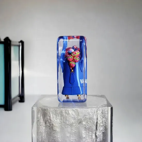 Factory Design and Production of Custom Graphic Crystal Craft Works Ball Crystal Amber Crystal Crafts High-Grade Gift Ornaments