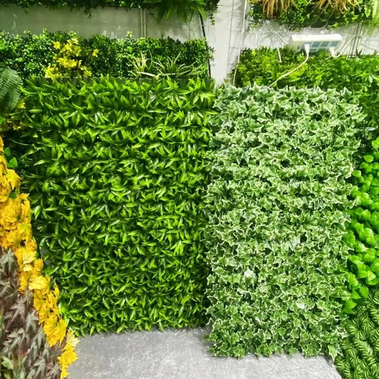 Waterproof Artificial Grass Plant Fence Grid Gate UV Protection Yard Use