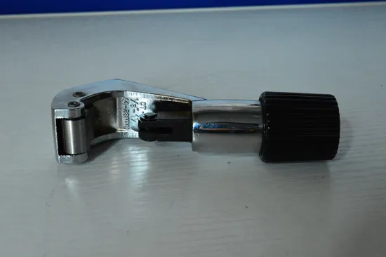 Pipe Cutter Tool Stainless Steel Pipe Cutter Water Pipe Cutter Mini Pipe Cutter Tool