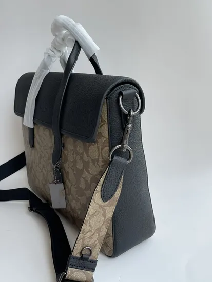 Business Briefcase Made of PVC Fabric and Leather, Same Style Computer Bag for Men and Women