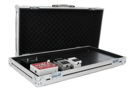 China OEM Custom Aluminum Guitar Pedal Board Flight Case with Wheels