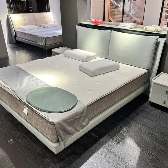 Wholesale Furniture Solid Wood Double Upholstered Bedroom Set King Size Bed
