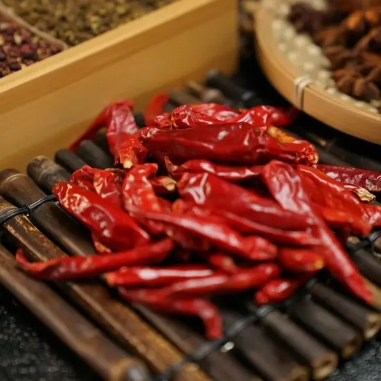 Cheap Price Good Quality Dried Red Chillis / Chilli for Dry Red Peppers Powder for Export