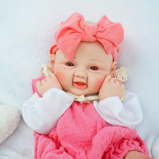 Washable 2.9kg/6.4lb Baby Girl Realistic Newborn Doll 44cm Reborn Doll Made of Silicone