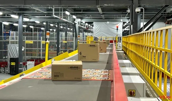 Freight Forwarder/Logistics From Canoe DHL/UPS/FedEx From China to UK