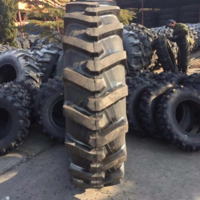 18.4-30 Herringbone pattern Agricultural Tyre