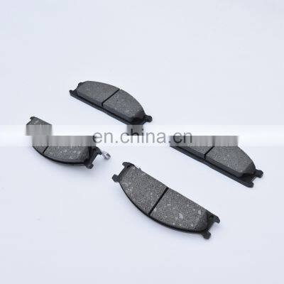 China Factory Auto Parts, Car Parts, Good Quality High Performance Brake Pads with No Noise No Dust Ceramic Carbon Fiber Metalli