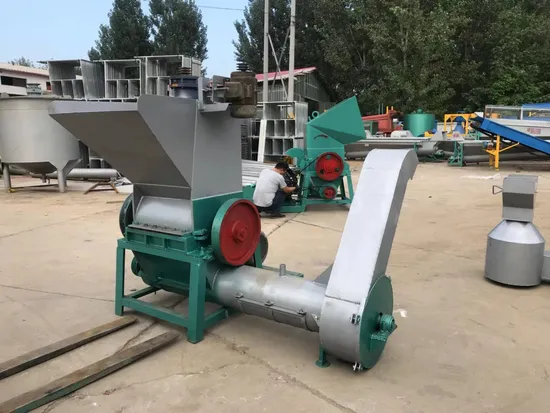 High Quality Plastic Crushing Machine Price / Plastic Recycle Bottle Crusher