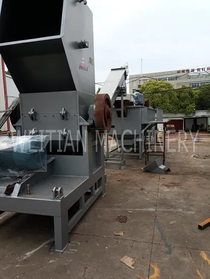 Waste Plastic Construction Board Crushing Washing Dewatering Recycling Machine