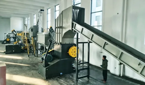 Waste Pet/HDPE/LDPE/PP/PE Bottles Films Woven Bags Plastic Recycling Pelletizing/Granulator/Squeezing Shredder/Flakes Scrap Crushing Washing Line/Machine