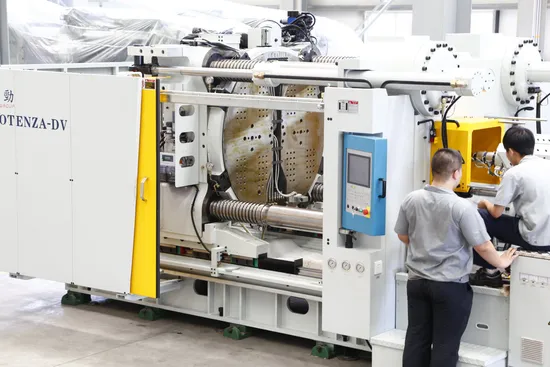 Lk Varia 250 Ton Plastic Injection Molding Machine