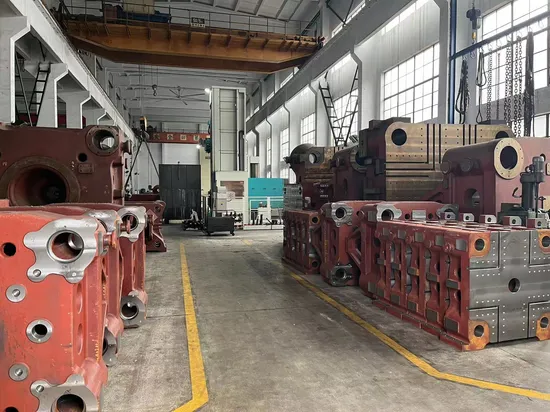 Loyalty Servo Plastic Injection Molding Machine