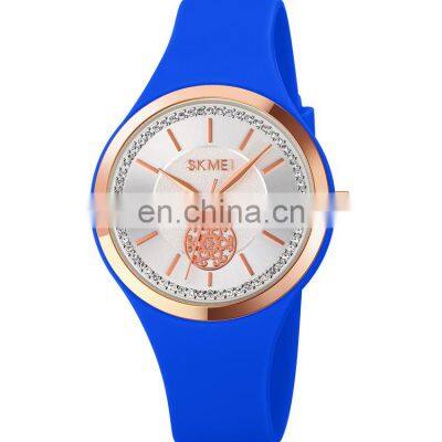 New arrival casual ladies wristwatch brand Skmei 1847 fashion silicone strap women quartz watch