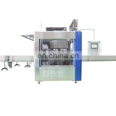 Rotary BOPP hot melt labeling machine / label making machine for round bottle