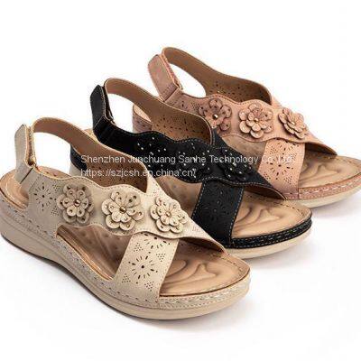 Ladies Summer Sweet Retro Flower Flat Bottom Round Head Hollowed Out Non-Slip Soft Bottom Wedge Heel Women's Sandals Slippers