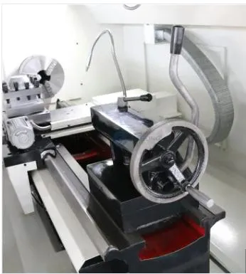 Automatic High Precision Flat Bed Horizontal CNC Turning Meatl Lathe Ck61125