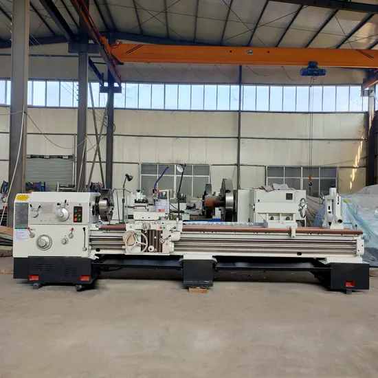 Precision Manual Lathe Machine for Expert Metal Turning Applications