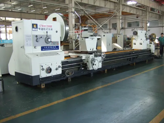 Cw61200h-Swing Over Bed 2000mm-9m 20tons Workpiece Loads Heavy Duty Horizontal Lathe Large Size Lathe Torno