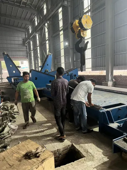 SSAW Gas Hot Roll Cold Roll Spiral Steel Structure Oil Water Winding Drum Civil Air Defense Works Tank Hydraulic Pressure Testing Spiral Pipe Making Machine
