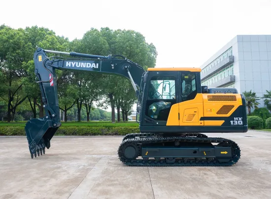 Hyundai Excavator Hx130 13ton Excavator with Hydraulic Hammer