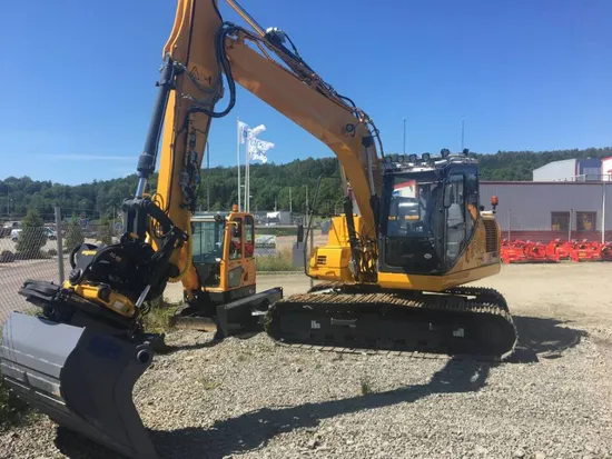 Hydraulic Pump Crawler Excavator 915e 15 Tons Crawler Excavator Price in India
