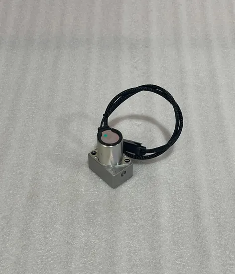 Excavator PC360-8m0 Pilot Valve 702-21-62900 7022162900