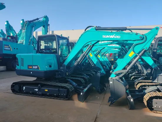 Hydraulic Mini Excavator Sunward Swe60f 6ton 36kw Crawler Excavator with Hammer
