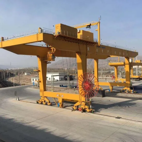 Single Arm Four-Bar Linkage Gantry Crane for Marine Use