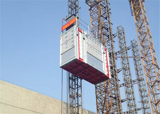China 2000kg Capacity Passenger Cum Material Hoist